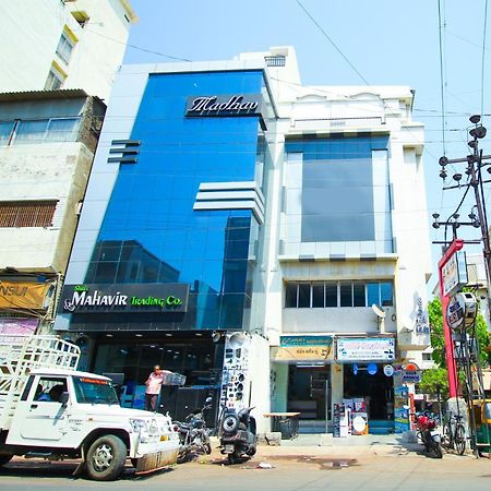 Hotel Upasana Rajkot Εξωτερικό φωτογραφία