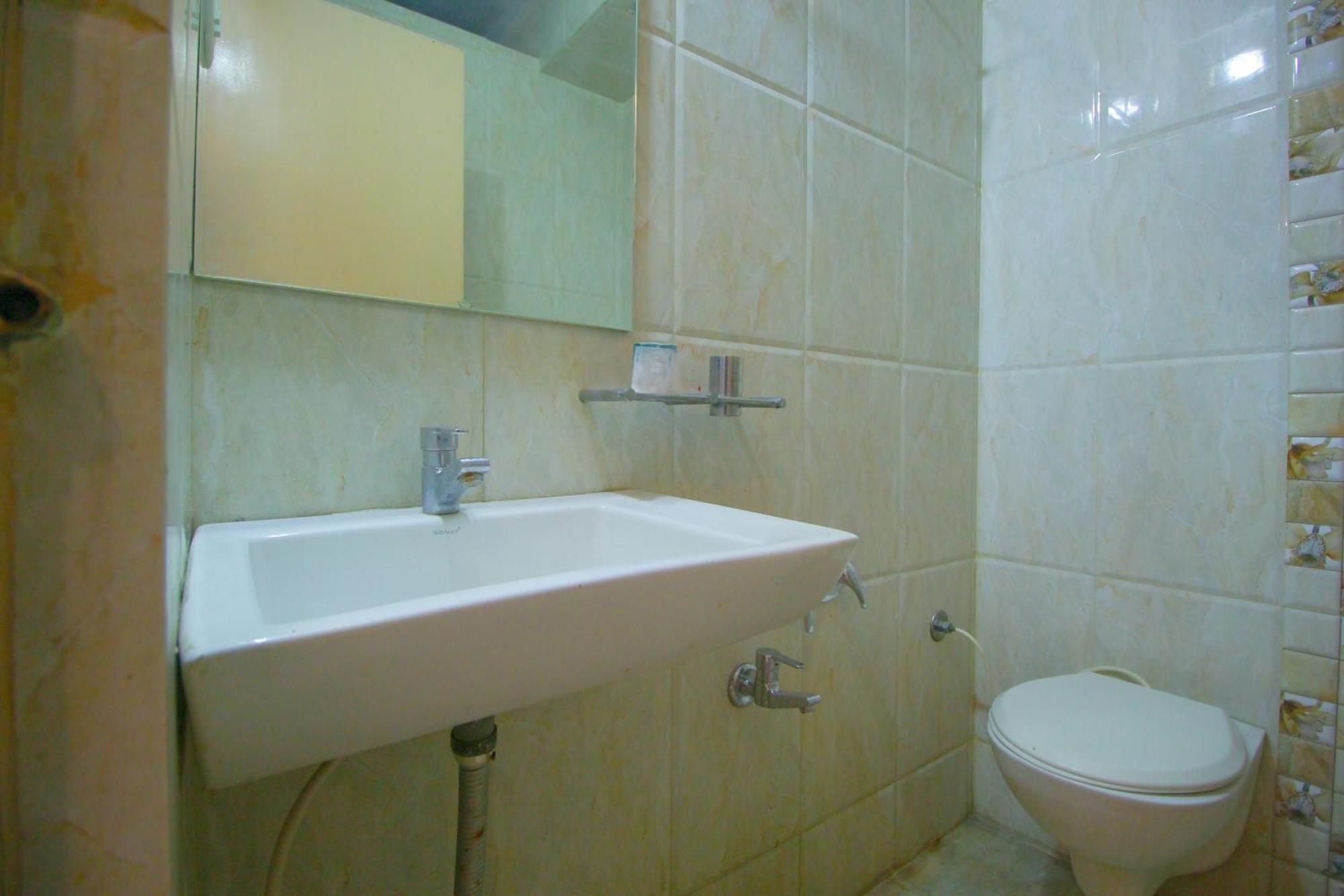 Hotel Upasana Rajkot Εξωτερικό φωτογραφία